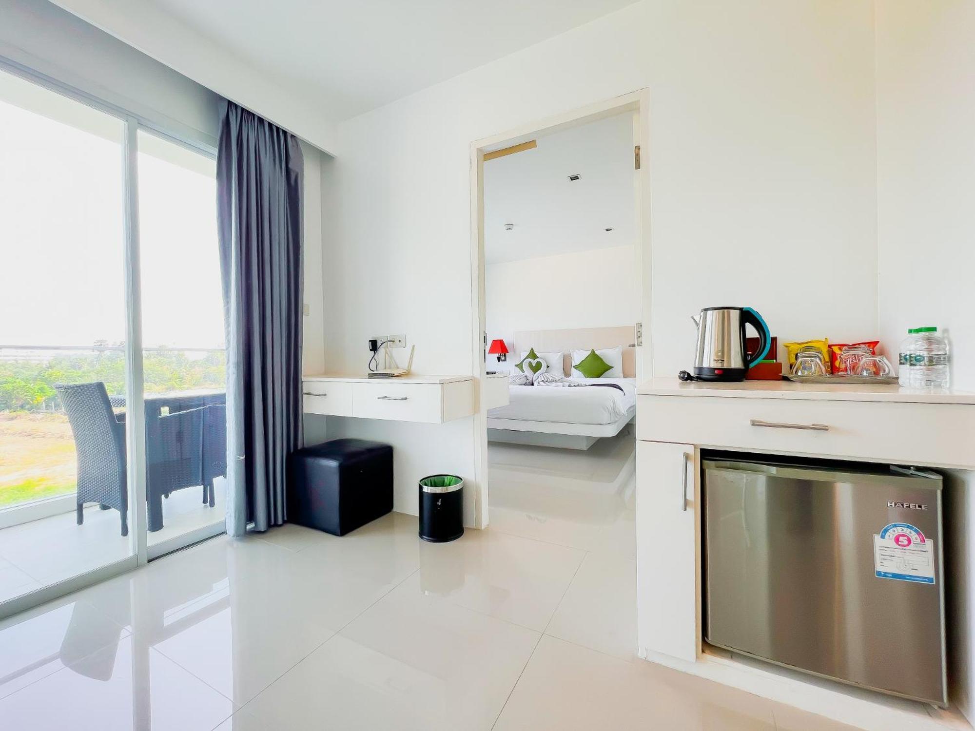 Grand Sunset Hotel Phuket Karon Kültér fotó
